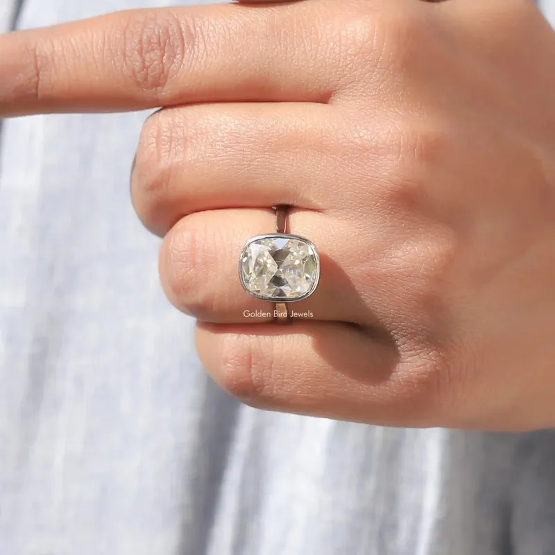 Old Mine Cushion Cut Moissanite Solitaire Ring vy 7