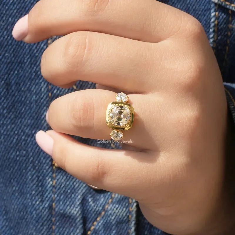 Old Mine Cushion Moissanite Three Stone Ring vy 4