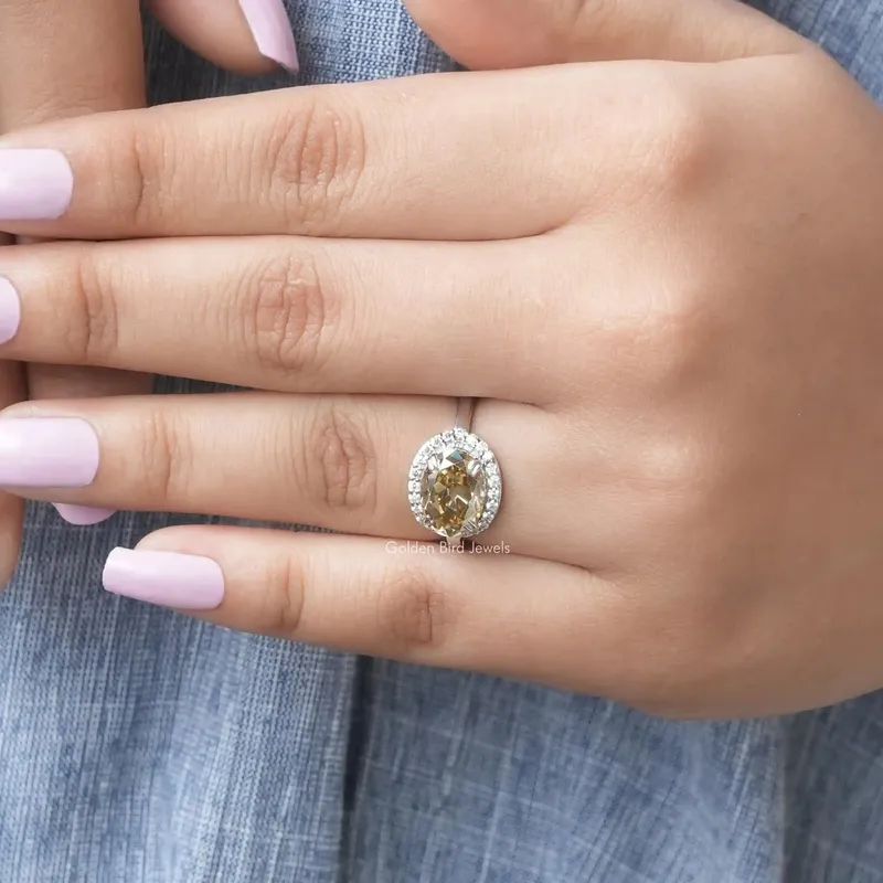 Old Mine Oval Cut East West Moissanite Halo Ring vy 6
