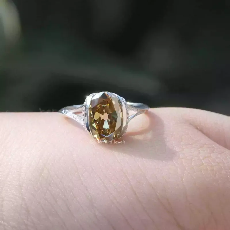 Old Mine Oval Cut Half Bezel Engagement Ring vy 3