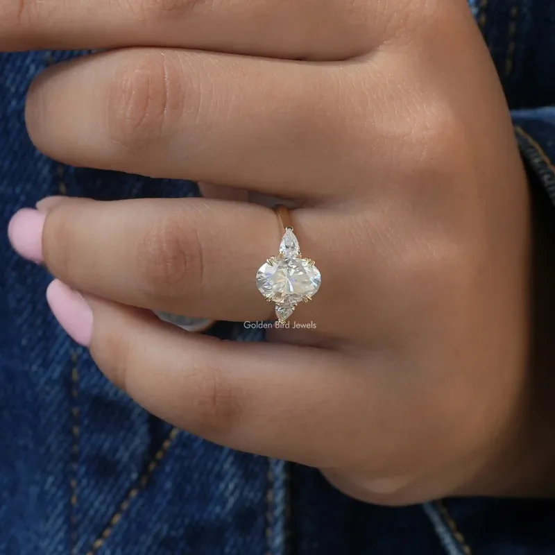 Oval And Pear Cut Moissanite 3 Stone Engagement Ring vy 6