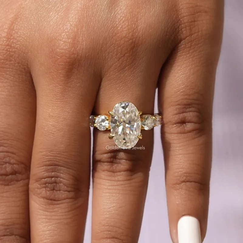 Oval And Round Cut Moissanite Accent Stone Ring vy 4
