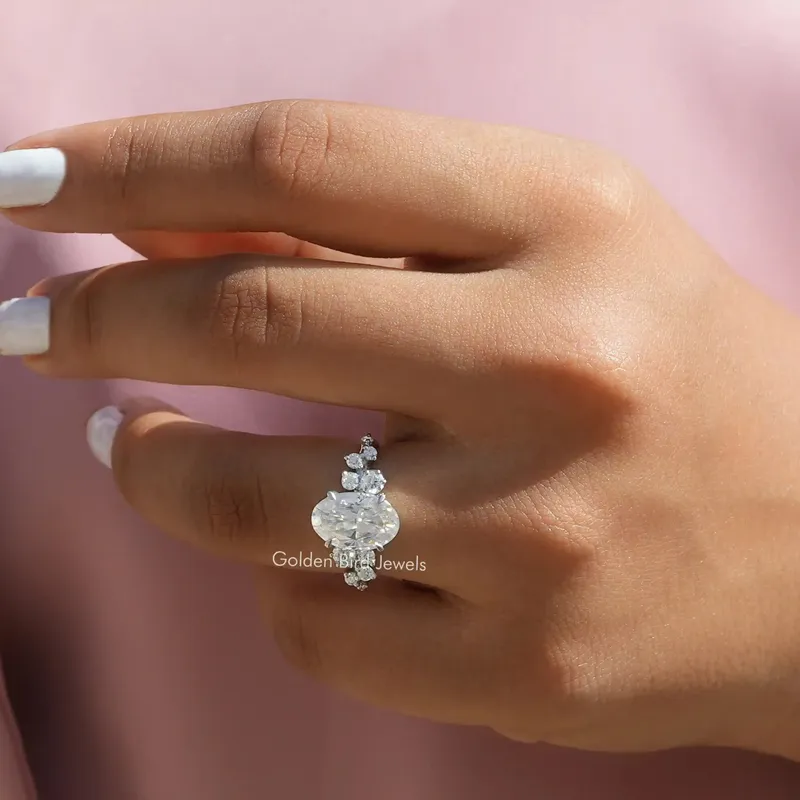 Oval Cut Moissanite Cluster Engagement Ring vy 3