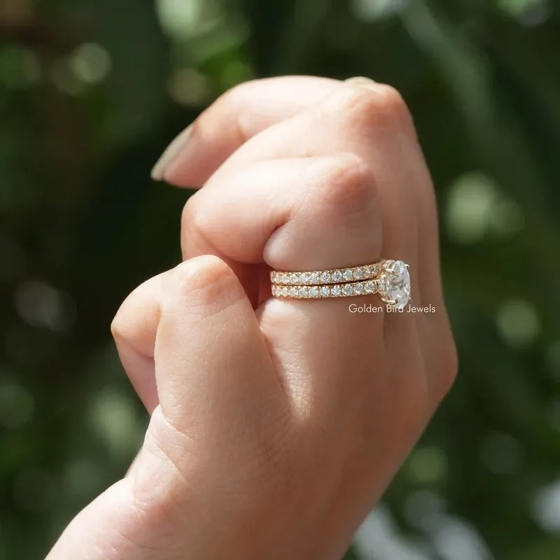 Oval Cut Moissanite Engagement Ring Set vy 8