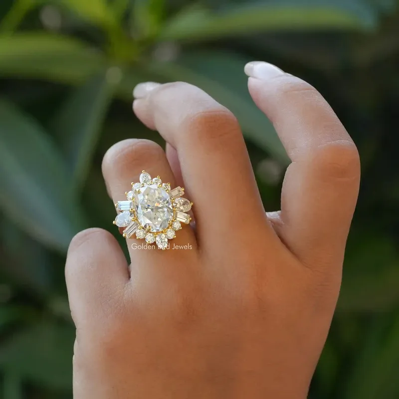 Oval Cut Moissanite Halo Engagement Ring view 4
