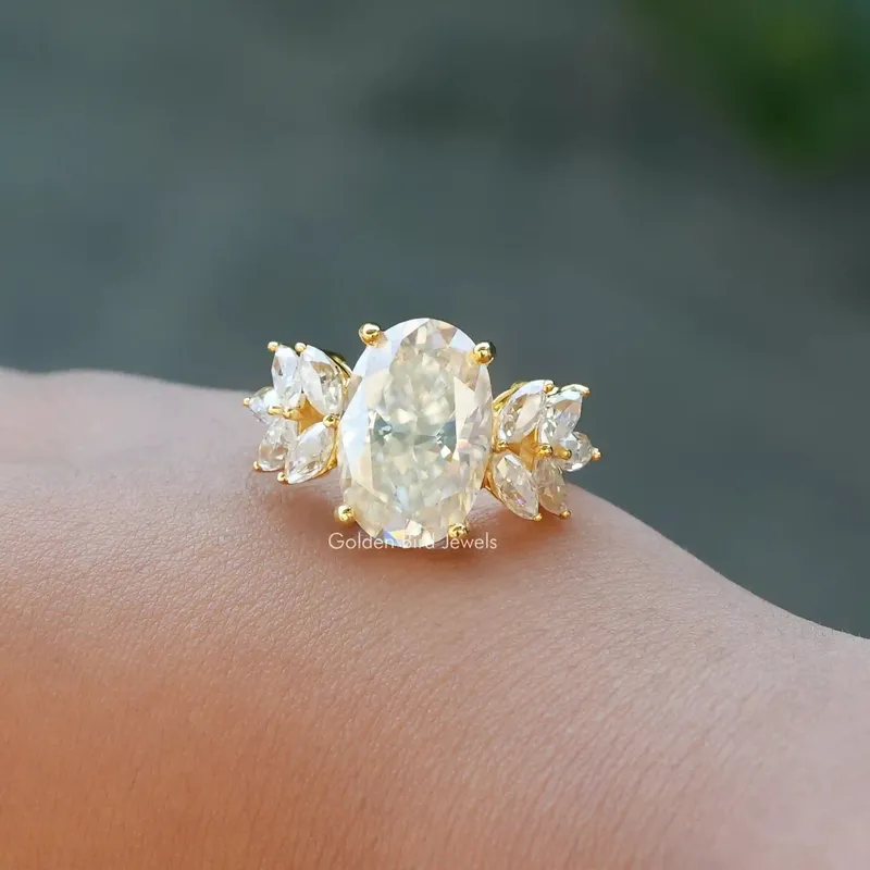 Oval Cut Moissanite Vintage Style Cluster Ring vy 11