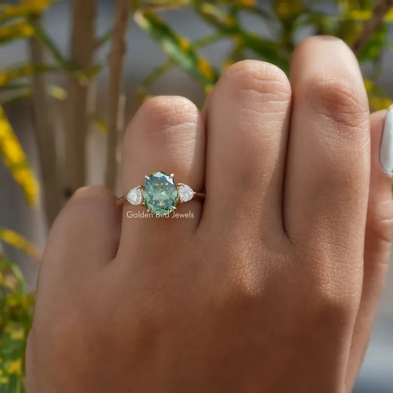 Oval Cut Three Stone Moissanite Engagement Ring vy 3