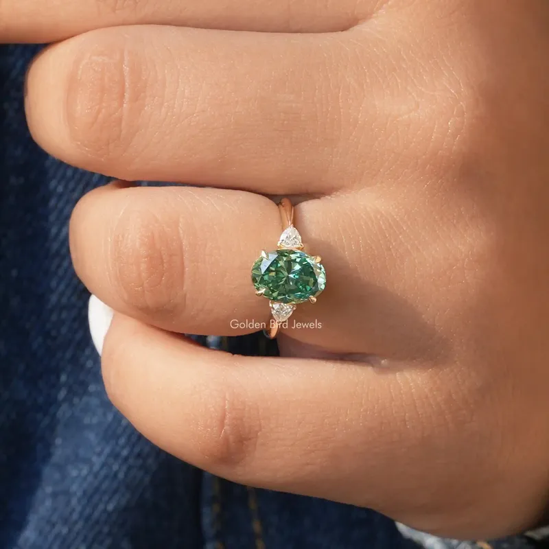 Oval Trillion Three Stone Moissanite Engagement Ring vy 5