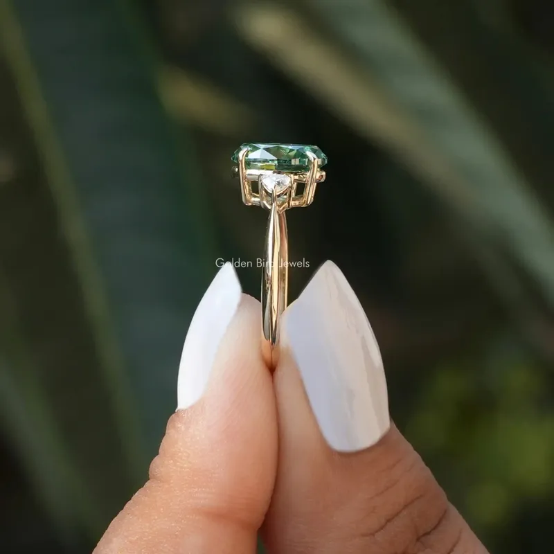 Oval Trillion Three Stone Moissanite Engagement Ring vy 2