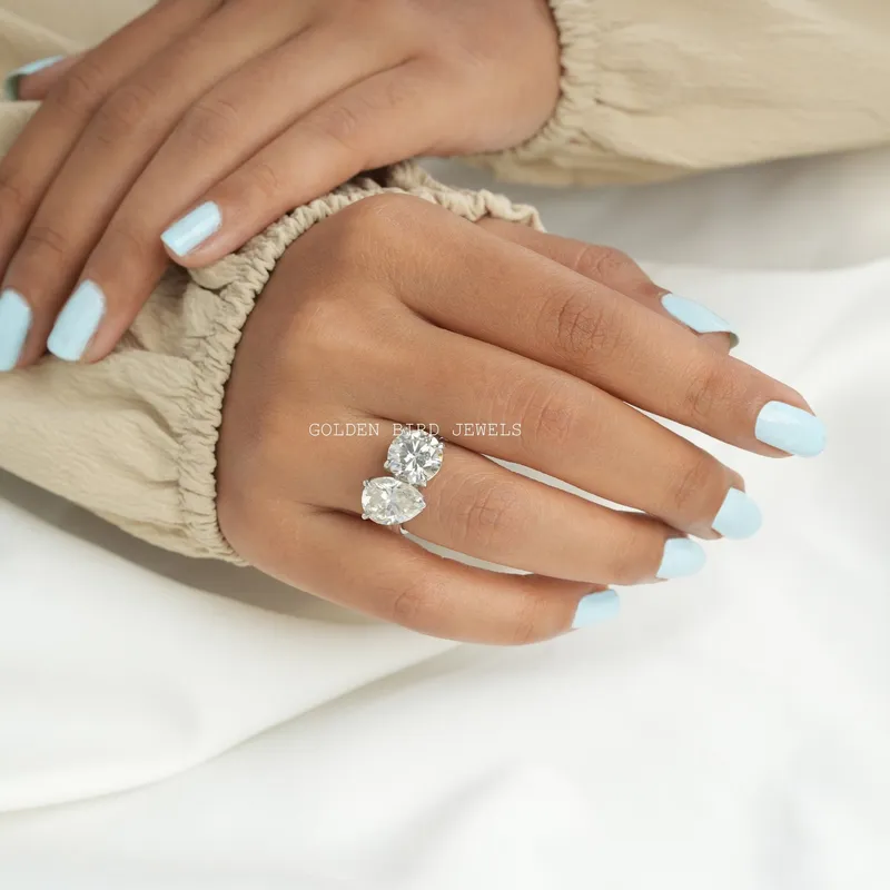 Pear And Round Cut Moissanite Toi Et Moi Ring vy 3