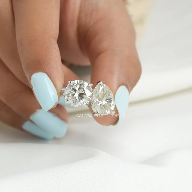 Pear And Round Cut Moissanite Toi Et Moi Ring vy 4