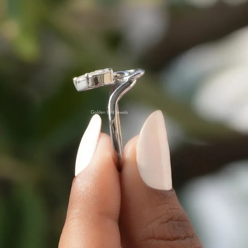 Pear Colorless Moissanite Vintage Style Toi Moi Ring view 2