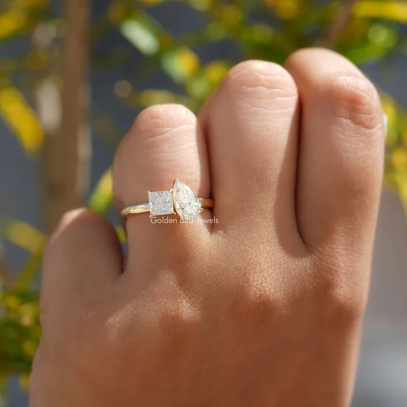 Pear and Princess Cut Moissanite Toi Et Moi Ring vy 2