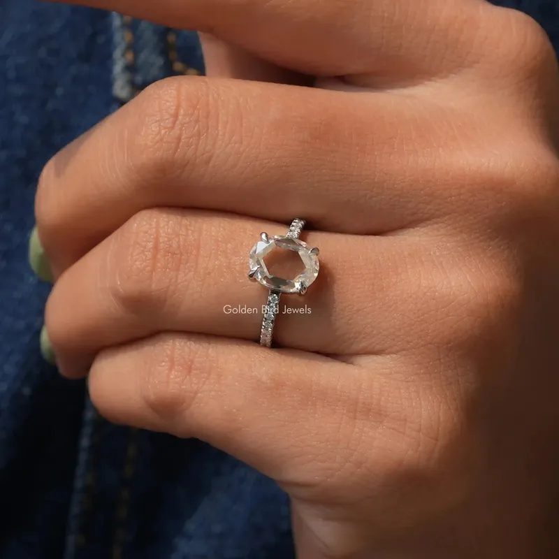 Portrait Cut Oval Moissanite Accent Ring vy 8