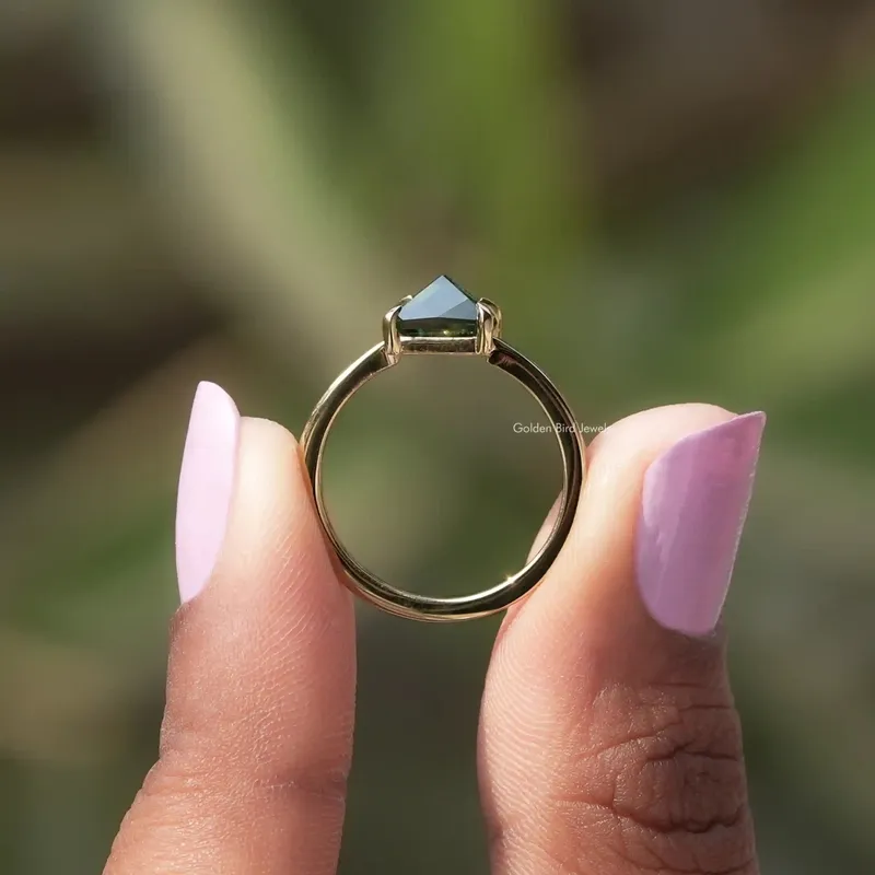 Rose Cut Emerald Cut Moissanite Solitaire Ring vy 2