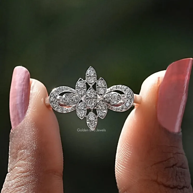 Round Cut Cluster Diamond Engagement Ring diamond round cut engagement ring