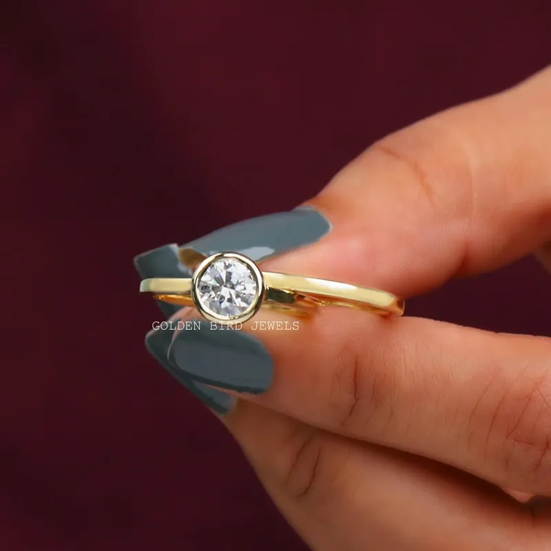 Round Cut Moissanite Bridal Ring Set vy 7