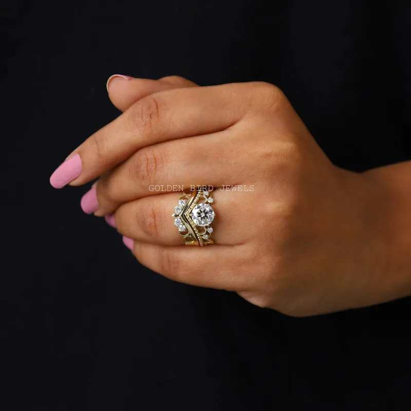 Round Cut Moissanite Bridal Wedding Vintage Ring Set view 4