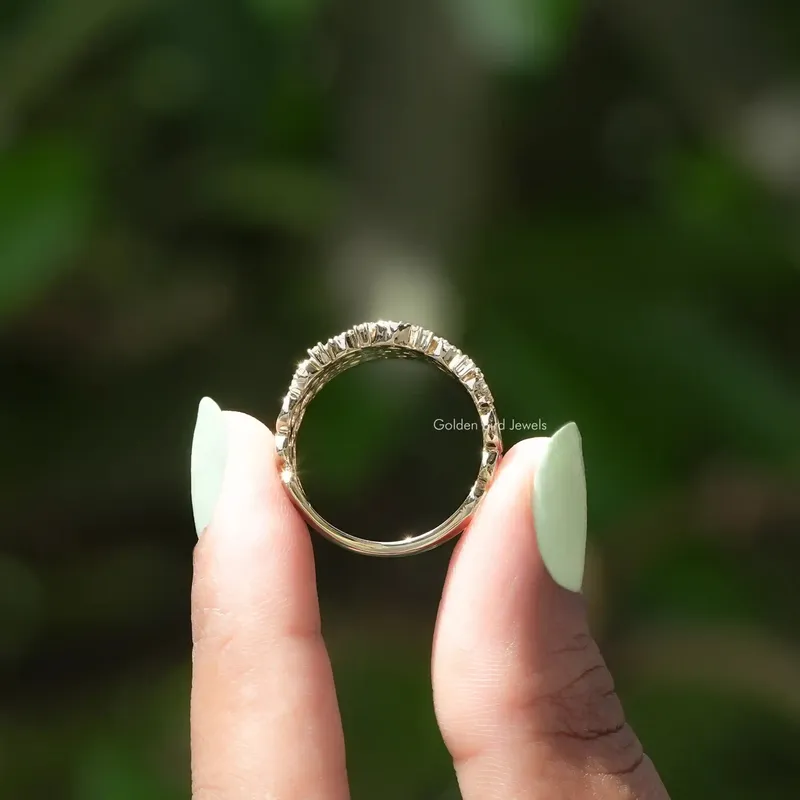 Round Cut Moissanite Cluster Wedding Ring vy 3