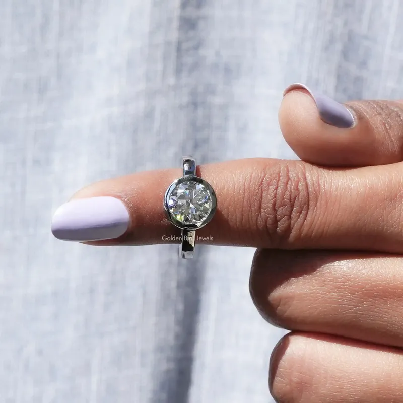 Round Cut Moissanite Engagement Bezel Set Ring vy 5