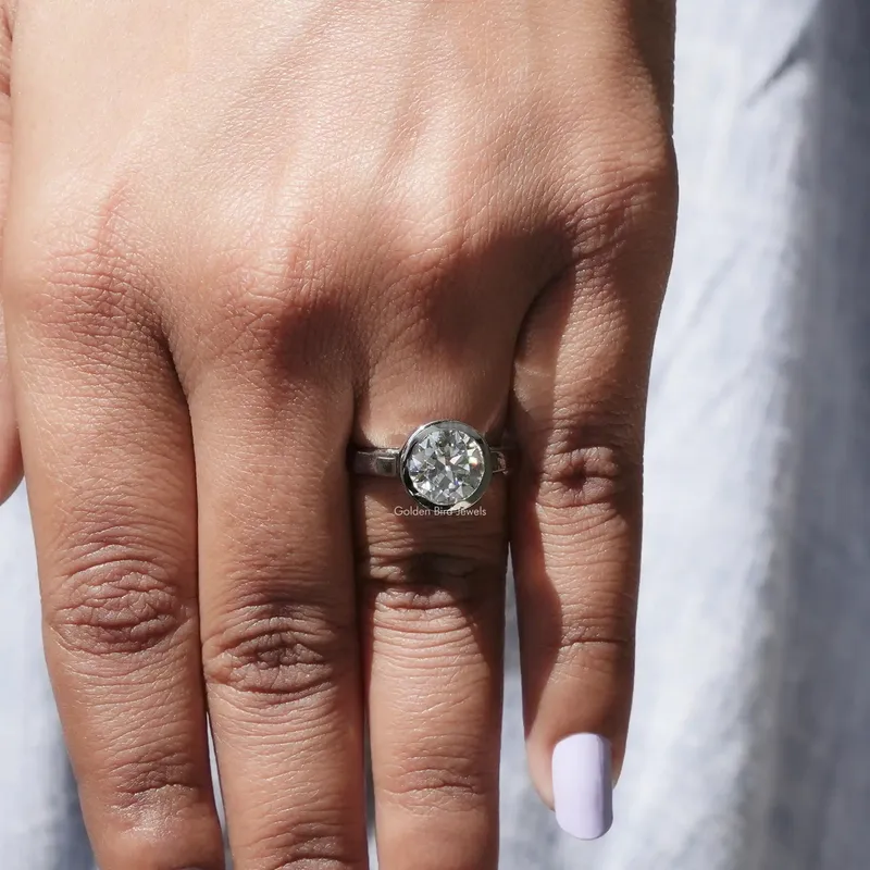 Round Cut Moissanite Engagement Bezel Set Ring vy 6