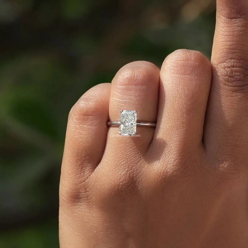 Solitaire Radiant Cut Lab Diamond Engagement Ring vy 5