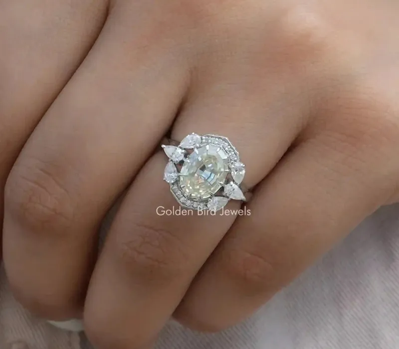 Step Cut Oval Moissanite Halo Vintage Ring vy 8
