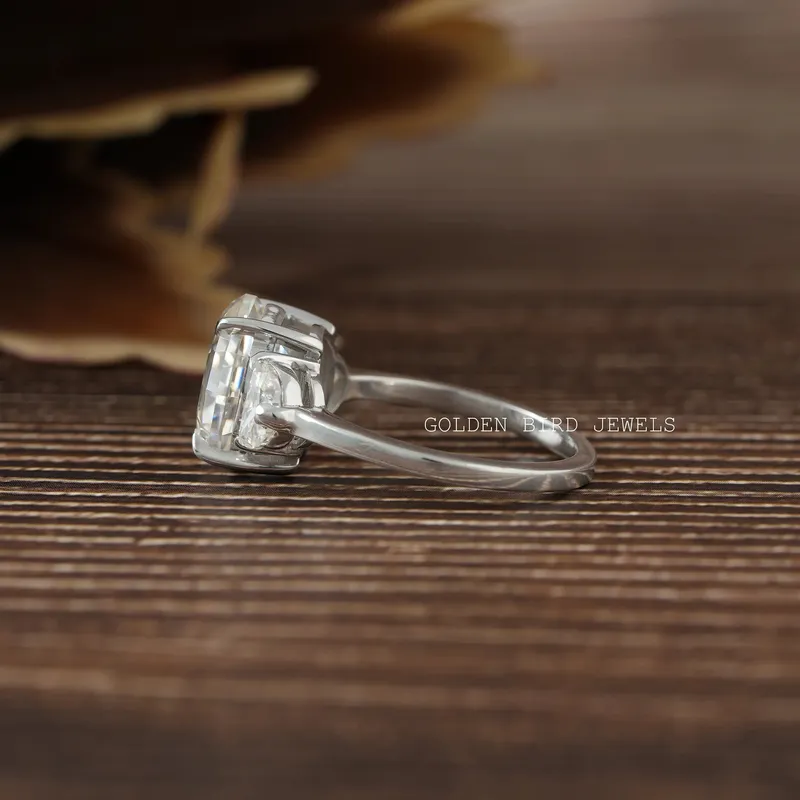 Step Cut Oval Moissanite Three Stone Engagement Ring vy 9
