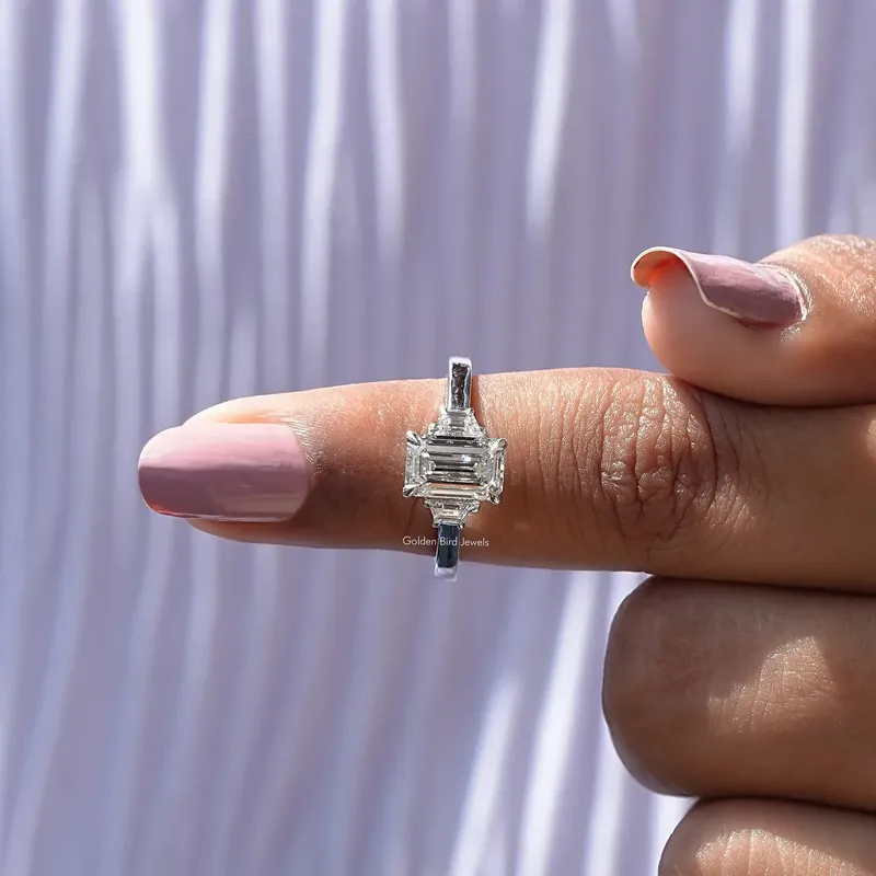 Three Stone Emerald Cut Diamond Ring vy 6