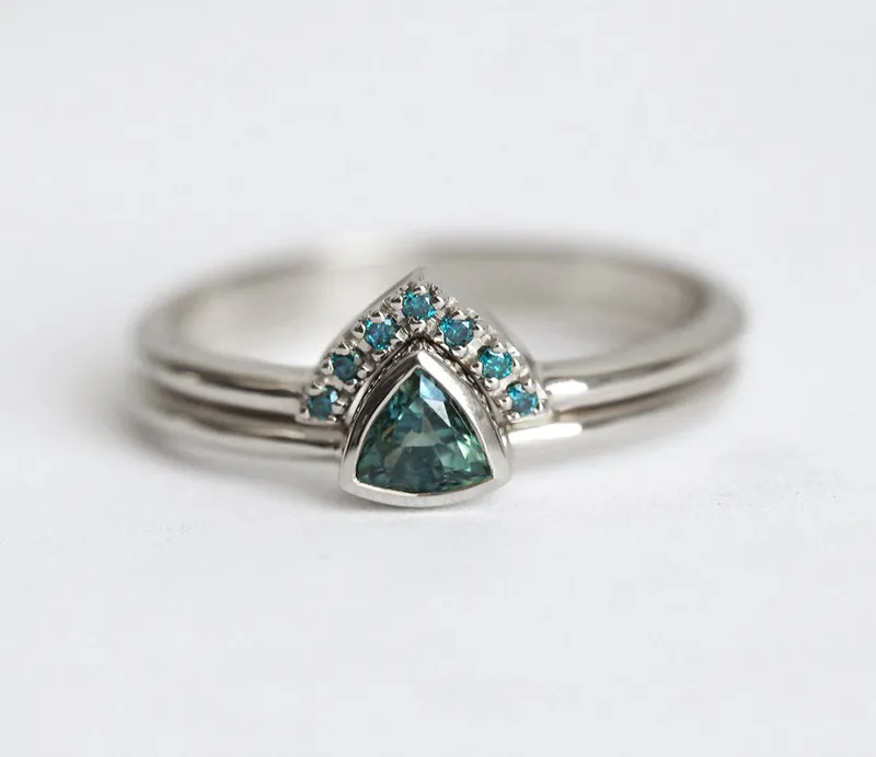 Green Blue Sapphire Solitaire Ring With Gold Lace Band vy 8