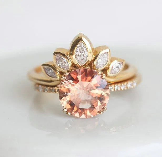 HAILEY OREGON SUNSTONE RING WITH PAVE DIAMOND BAND vy 12