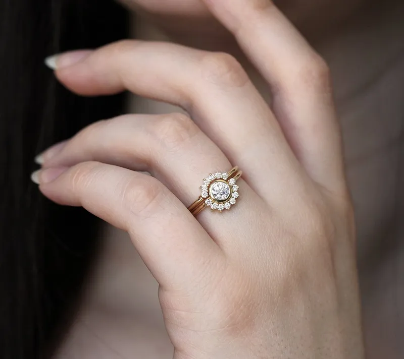 Half Carat Diamond Ring Set view 9
