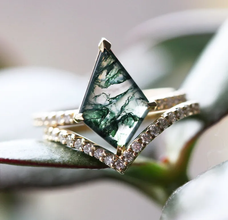 Half Eternity Diamond Chevron Wedding Ring vy 5