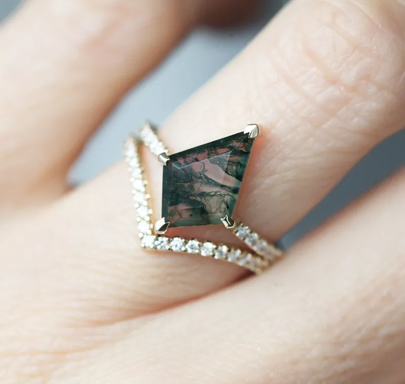 Half Eternity Diamond Chevron Wedding Ring vy 6