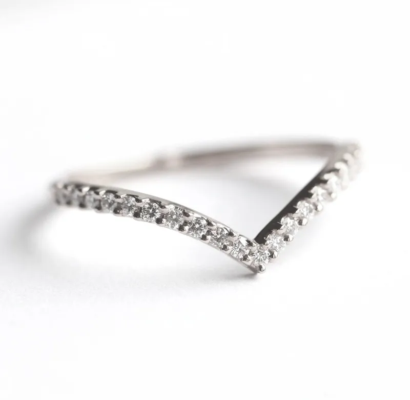 Half Eternity Diamond Chevron Wedding Ring vy 8