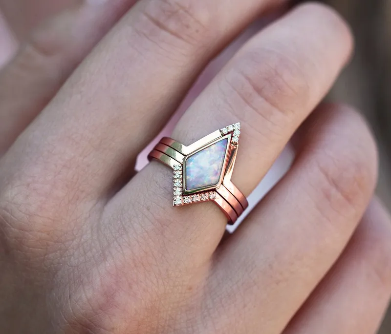 Harriet Kite Opal Ring vy 11