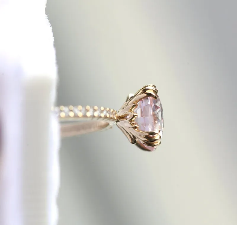 HERA PEACH SAPPHIRE DIAMOND RING vy 7
