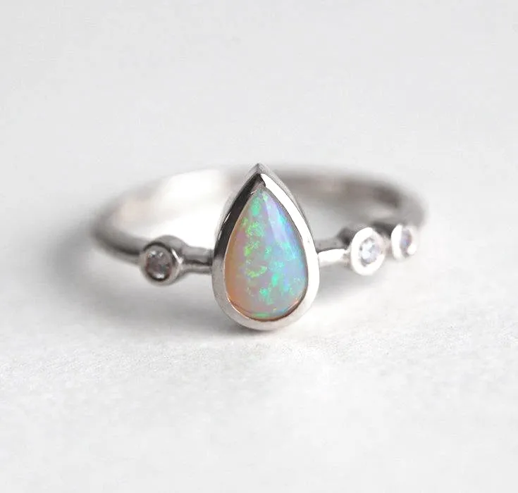 HONOR PEAR OPAL RING view 8