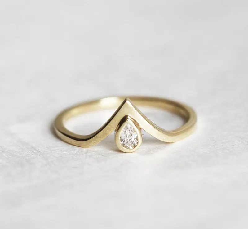 Imogen Diamond Ring vy 4