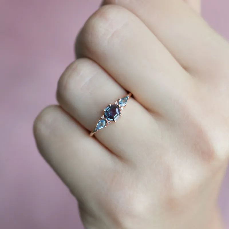 INARA HEXAGON ALEXANDRITE CLUSTER RING vy 3