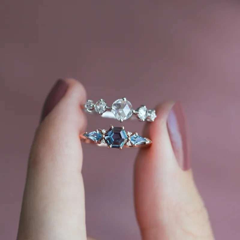 INARA HEXAGON ALEXANDRITE CLUSTER RING vy 5