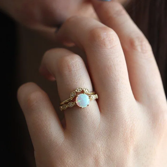 INDIA ROUND OPAL RING vy 8