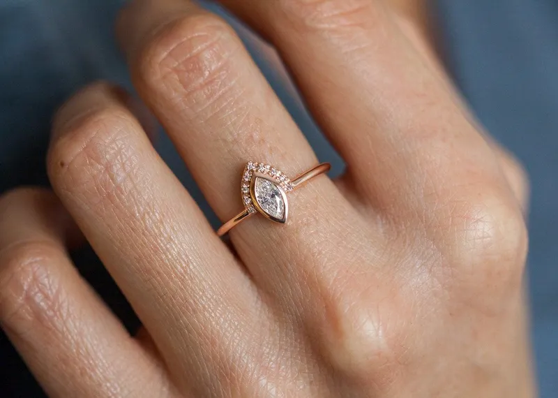 Ivona Diamond Ring view 4