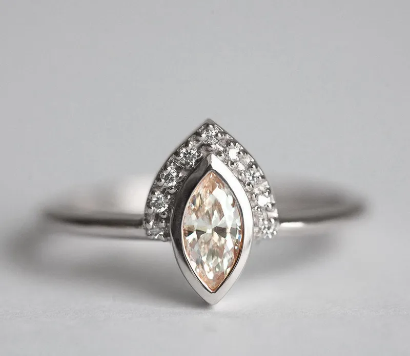 Ivona Diamond Ring view 8