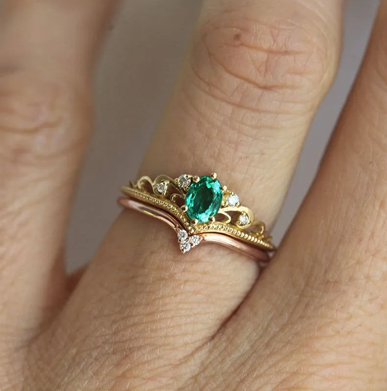 JACQUELINE OVAL EMERALD RING view 4