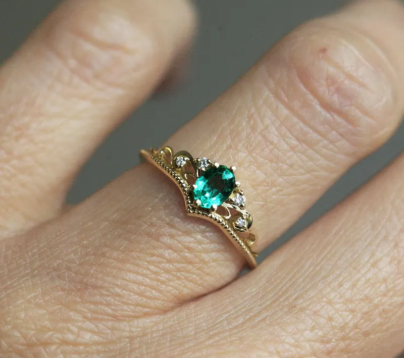 JACQUELINE OVAL EMERALD RING view 8