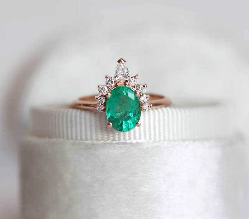 Janice Oval Emerald Ring view 3
