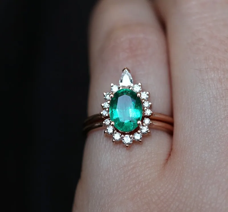 Janice Oval Emerald Ring view 4