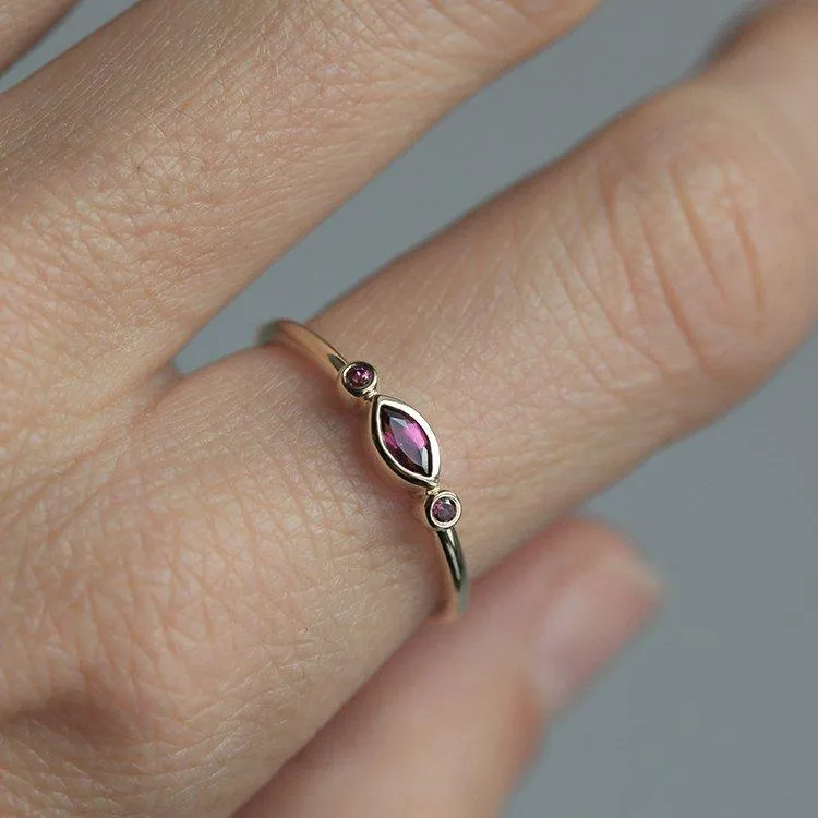 January Birthstone, 14K Gold Ring view 3