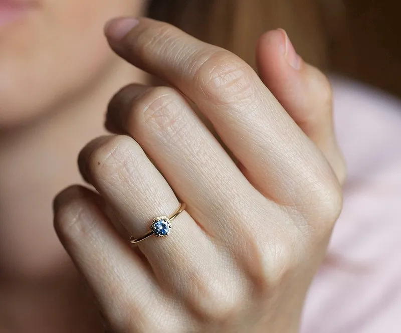 Jayda Blue Sapphire Ring vy 2